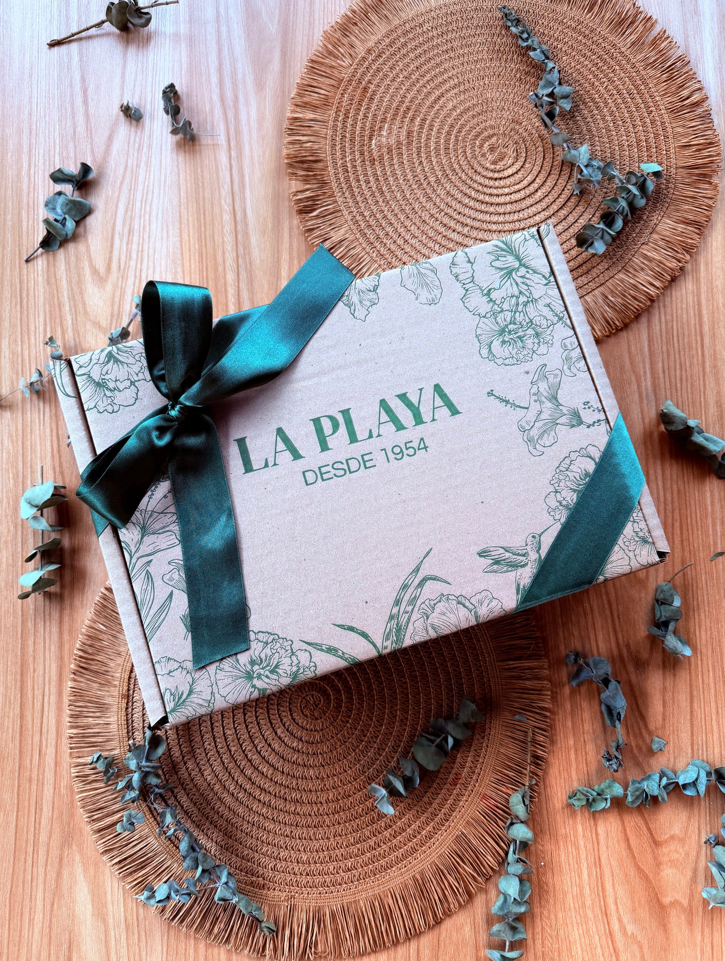 Cesta Botánica Clásica – Detalle Gourmet Black Days